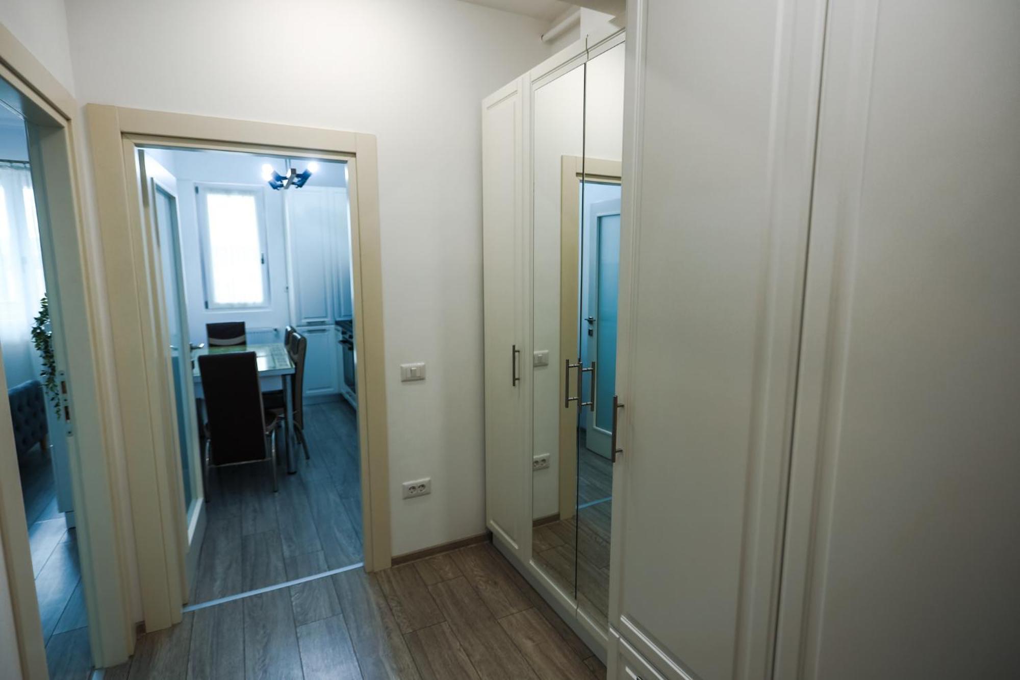 Q Apartament Near Palas Mall Iasi Exterior photo